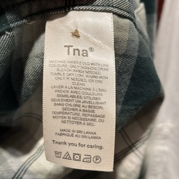 Aritzia shirt - Picture 6 of 7